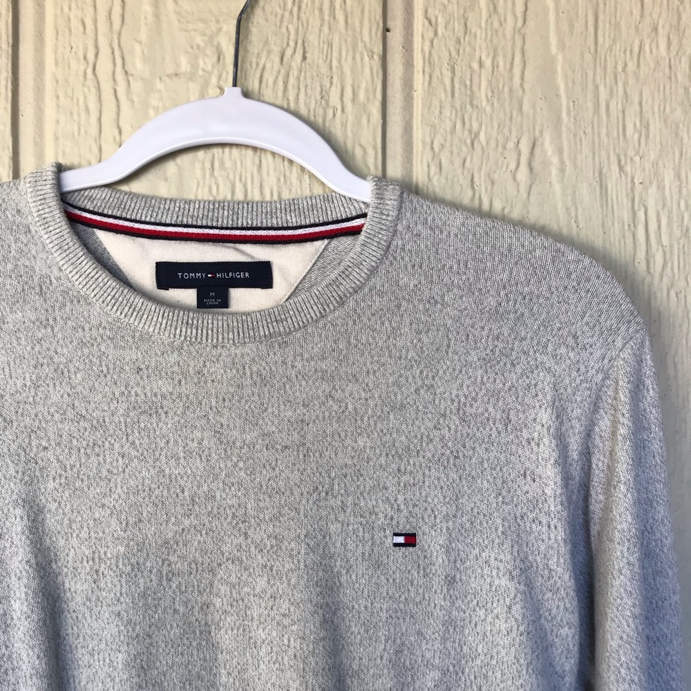 Tommy Hilfiger sweater